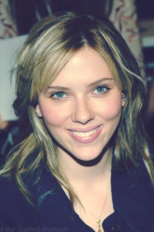Scarlett Johansson That Smile (2)  nude photo