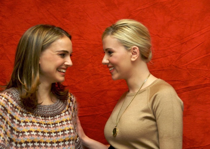 Scarlett Johansson With Natalie Portman  nude photo