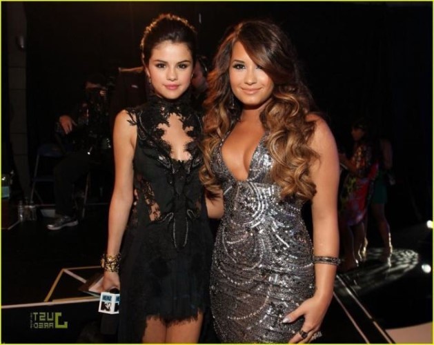 Selena Gomez And Demi Lovato  nude photo
