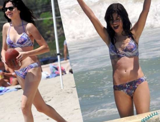 Selena Gomez Underwear  nude photo