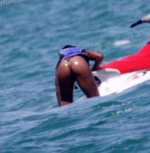 Serena Williams Big Ass Bent Over  nude photo