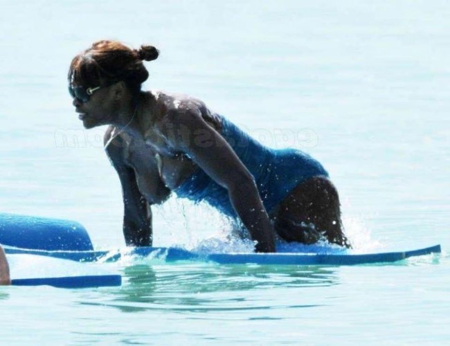 Serena Williams Nipples Slip  nude photo