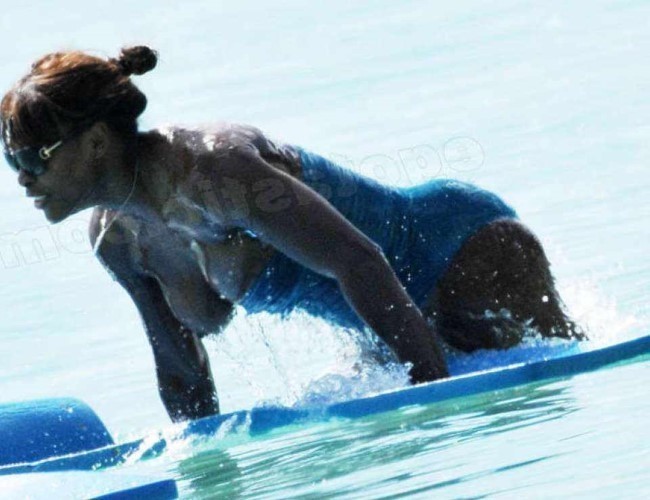 Serena Williams Wardrobe Malfunction  nude photo