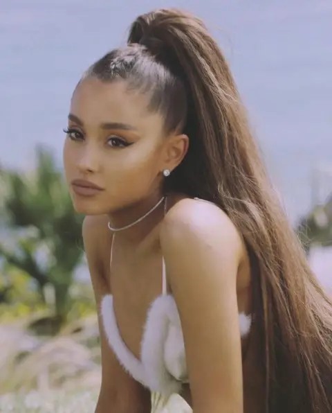 Sext Me As Ariana Grande And Make Me Cum  nude photo