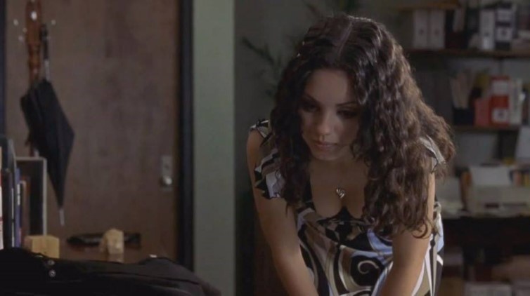 Sexy Mila Kunis Braless  nude photo