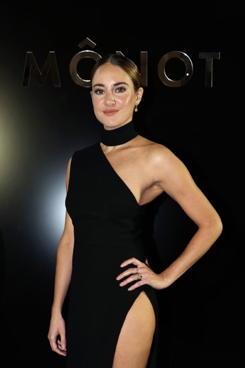 Shailene Woodley At Monot Spring Summer 2023 Show At PFW In Paris 3  nude photo