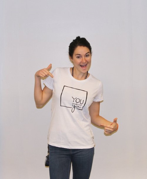 Shailene Woodley Heyy  nude photo