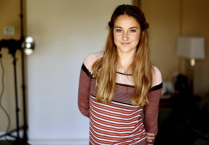 Shailene Woodley In A Nice Striped Sweater  nude photo