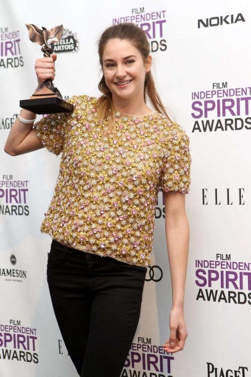 Shailene Woodley Independent Spirit Awards(1)  nude photo