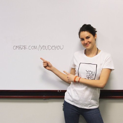 Shailene Woodley Point  nude photo