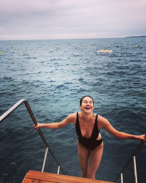 Shailene Woodley Save The Ocean  nude photo