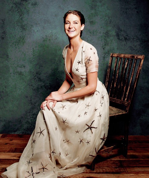 Shailene Woodley Stars(1)  nude photo