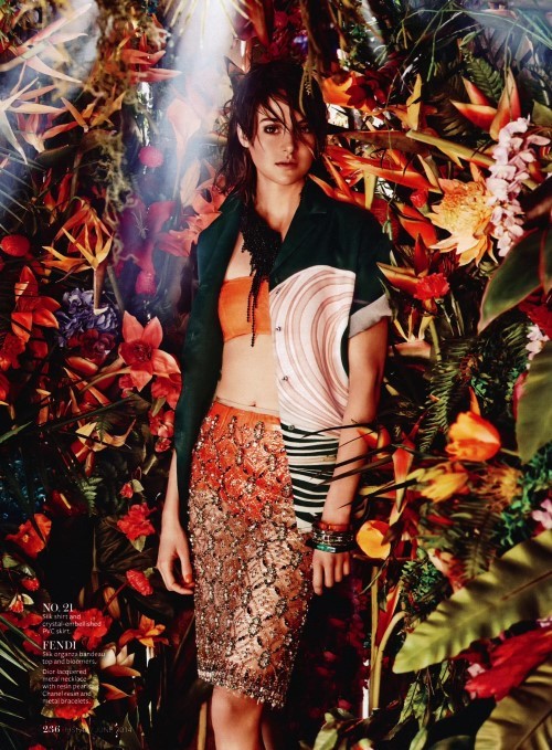 Shailene Woodley Wet Head  nude photo