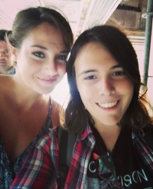 Shailene Woodley With A Fan  nude photo