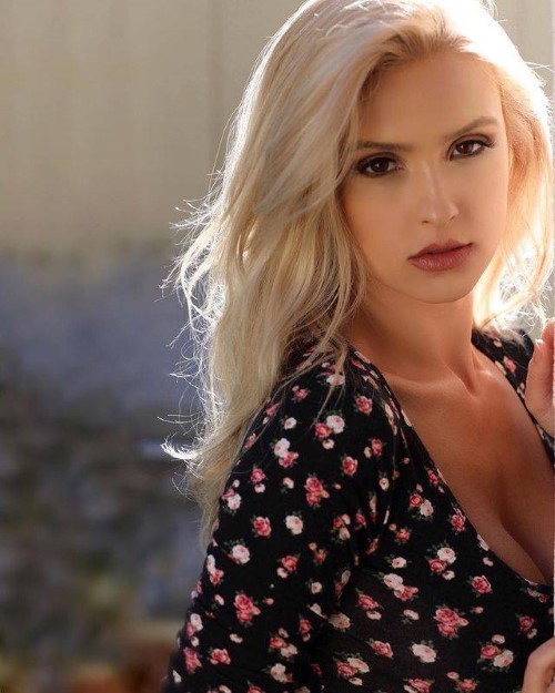 Shantal Monique  nude photo