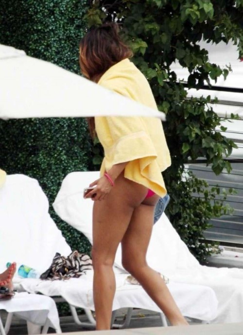 Singer Ciara Bikini Butt  nude photo