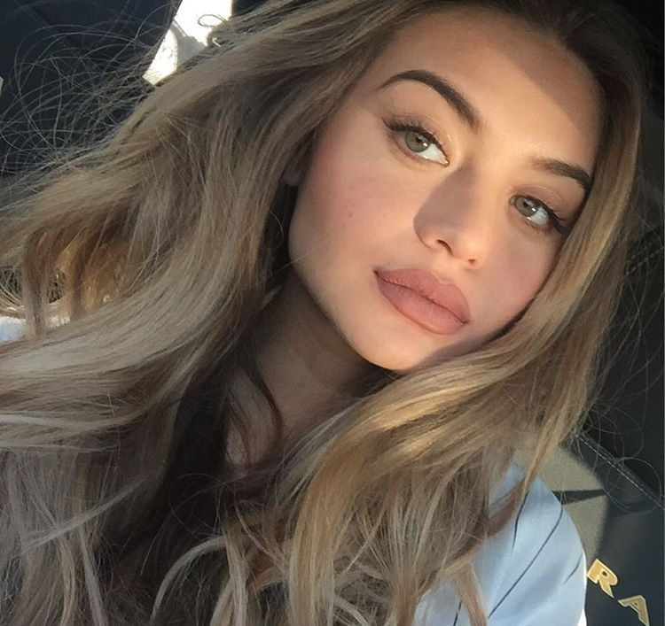 Sofia Jamora  nude photo