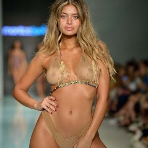 Sofia Jamora  nude photo