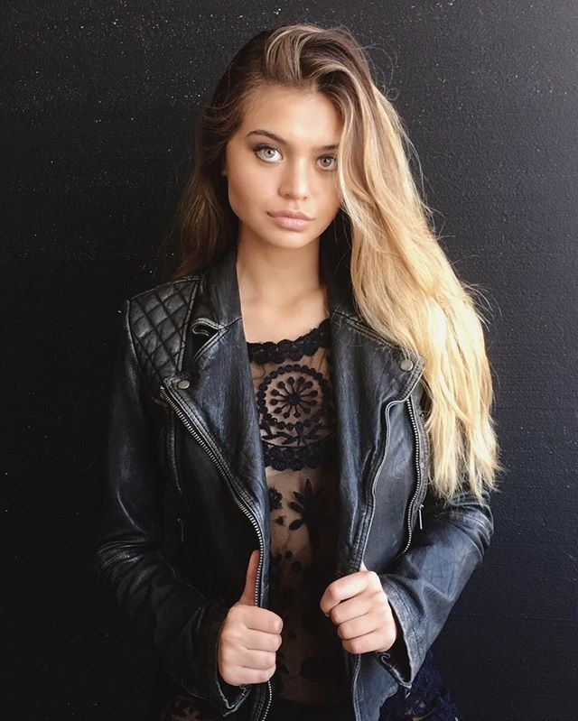 Sofia Jamora  nude photo