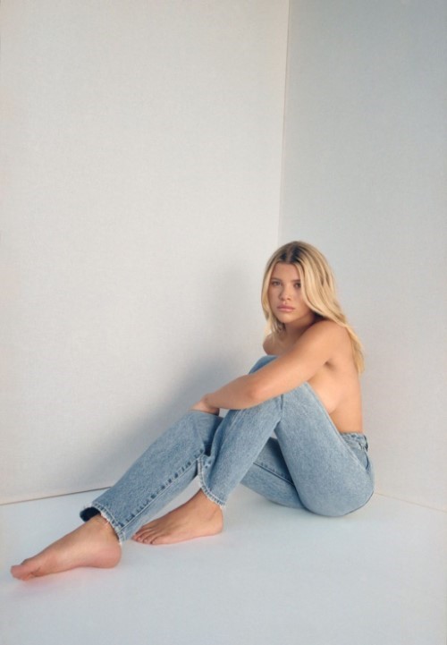 Sofia Richie Big Boobs No Bra  nude photo