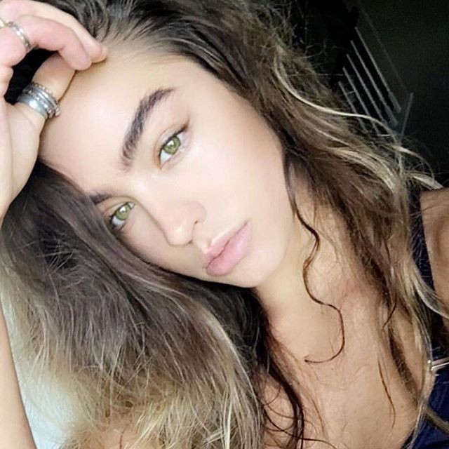 Sommer Ray  nude photo