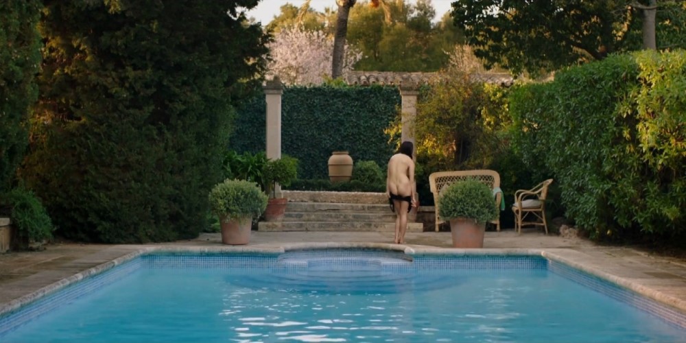 Sophie Cookson naked hot body  nude photo