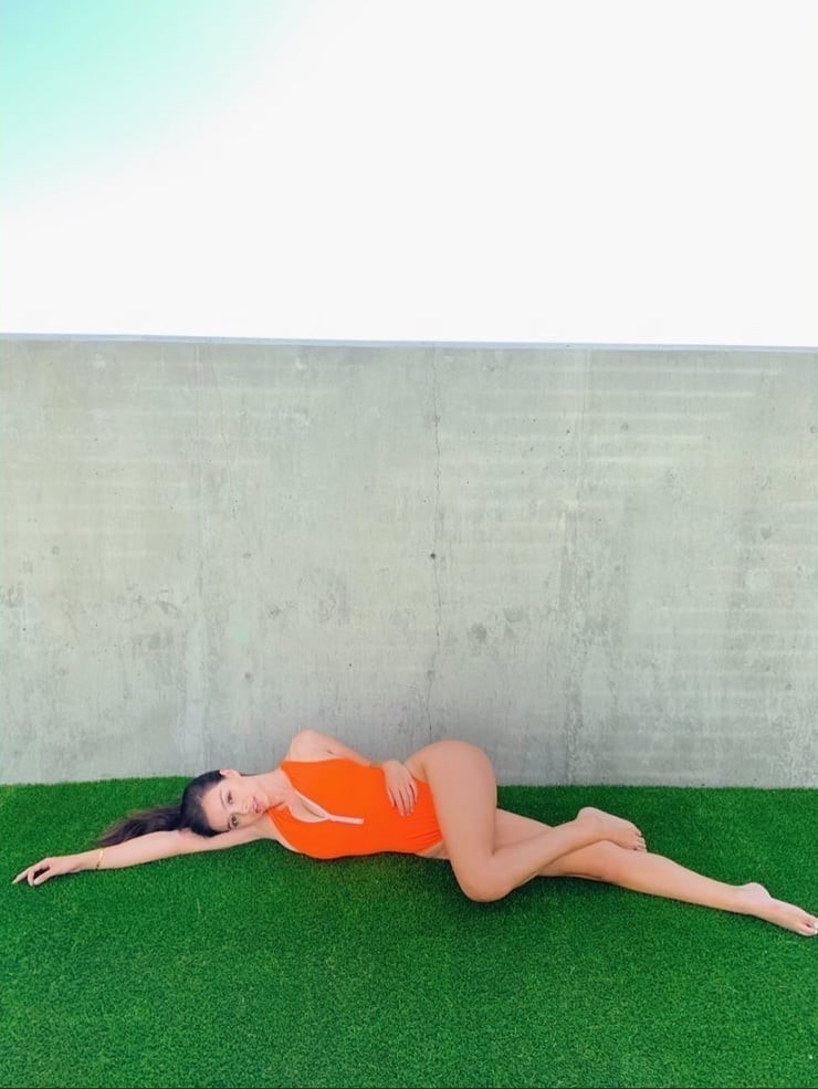 Sophie Mudd  nude photo