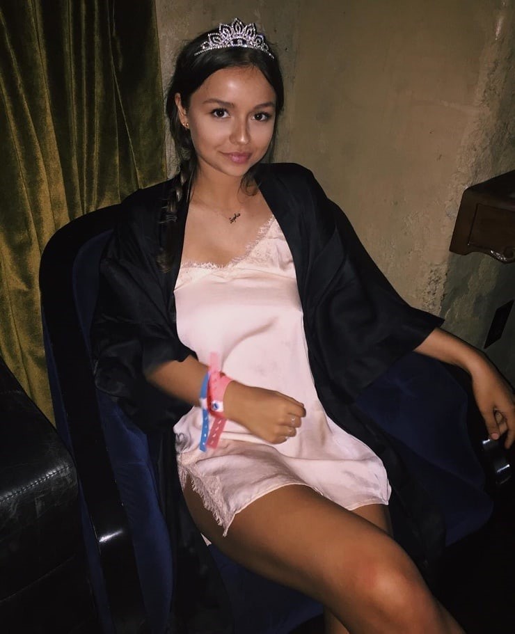 Sophie Mudd  nude photo