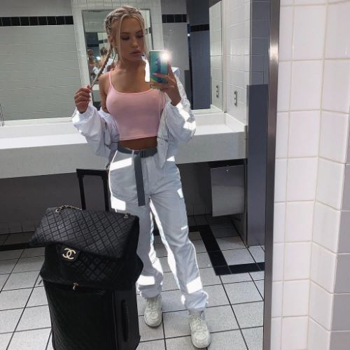 Tammy Hembrow  nude photo