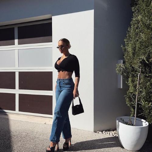 Tammy Hembrow  nude photo