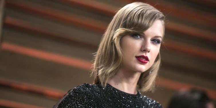 Taylor Swift James Mcvey  nude photo