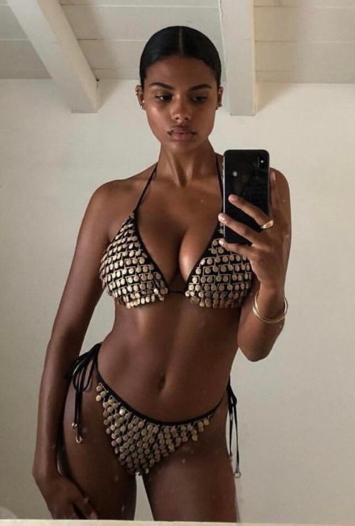 Tina Kunakey  nude photo