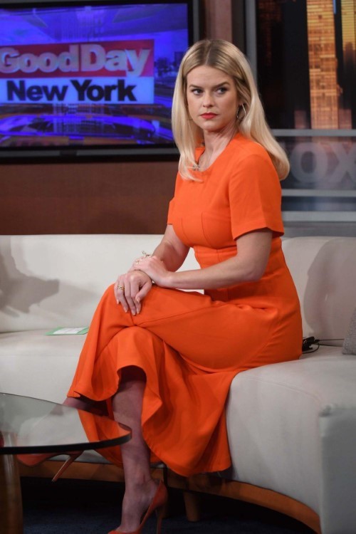 Top Heavy In A Dress Alice Eve  nude photo