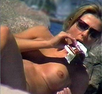 Topless Jennifer Aniston Nude  nude photo