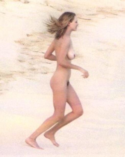 Uma Thurman Nude Pussy  nude photo