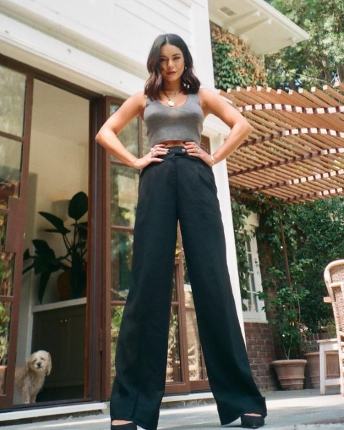 Vanessa Hudgens Architectural Digest Shoot 1  nude photo