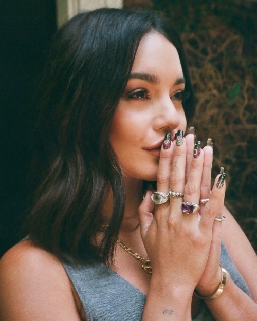 Vanessa Hudgens Architectural Digest Shoot 5  nude photo