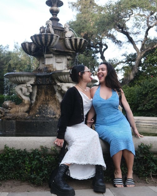 Vanessa Hudgens Beauties At The Botanical Gardens 3  nude photo