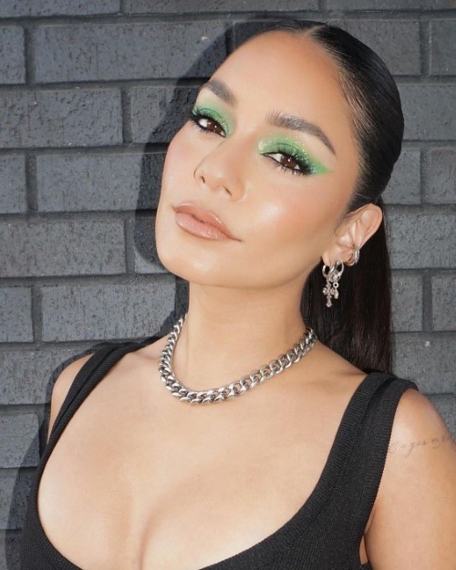 Vanessa Hudgens Black Green Beauty 5  nude photo