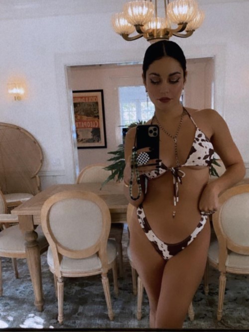 Vanessa Hudgens Cow Bikini 2  nude photo