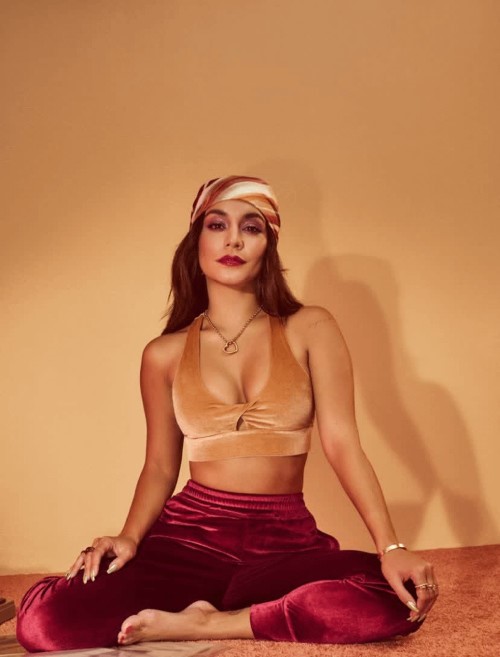 Vanessa Hudgens Fabletics Shoot 1  nude photo