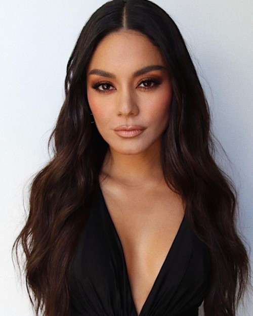 Vanessa Hudgens Fancy In Black 1  nude photo