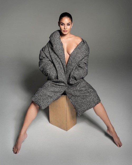 Vanessa Hudgens For LVR Magazine 6  nude photo