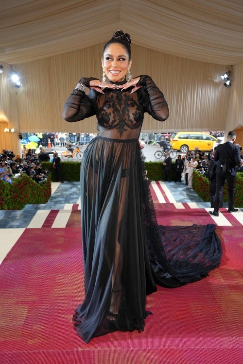 Vanessa Hudgens Gala Beauty 6  nude photo