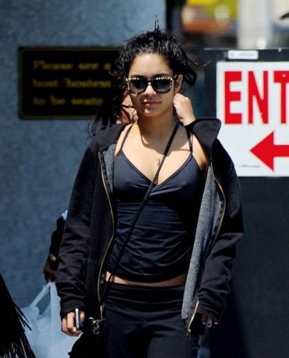Vanessa Hudgens Hard Nipples  nude photo