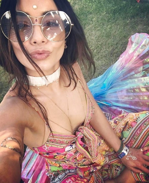 Vanessa Hudgens Hippie Hudgens  nude photo