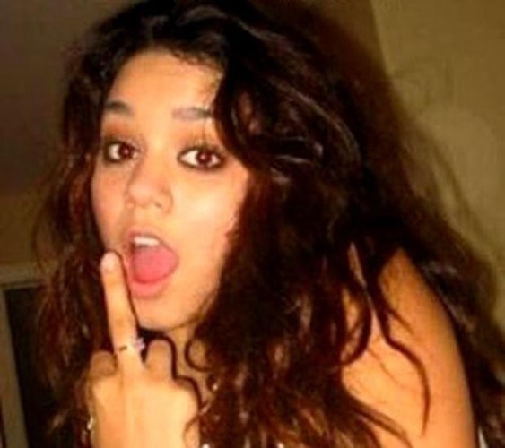 Vanessa Hudgens Leaked Selfies  nude photo