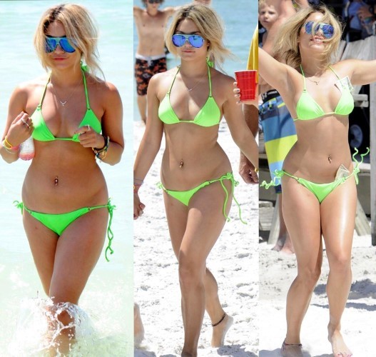 Vanessa Hudgens Making A Few Bucks At The Beach  nude photo