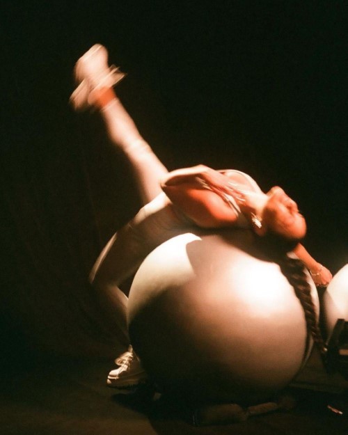 Vanessa Hudgens New Exercise Ball Pics 3  nude photo