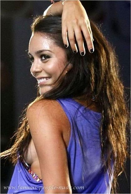 Vanessa Hudgens Side Boob  nude photo